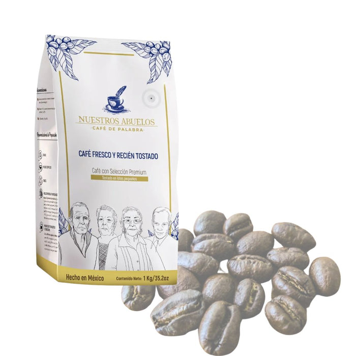 Bolsa de 1 kg de café caracolillo cultivado en Puebla de marca Nuestros Abuelos. 