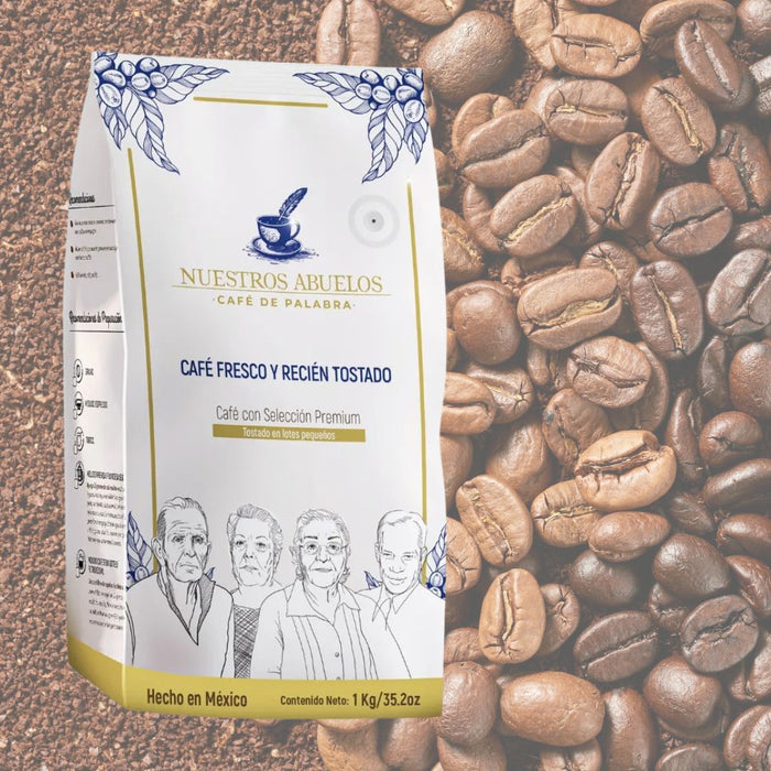 Bolsa de café marca Nuestros Abuelos de 1 kilogramo mezcla de la casa con granos de las mejores fincas del país